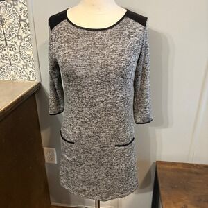 Alya Grey Heather with Black Shoulders 3/4 Sleeve Dress‎ (Women's Medium)